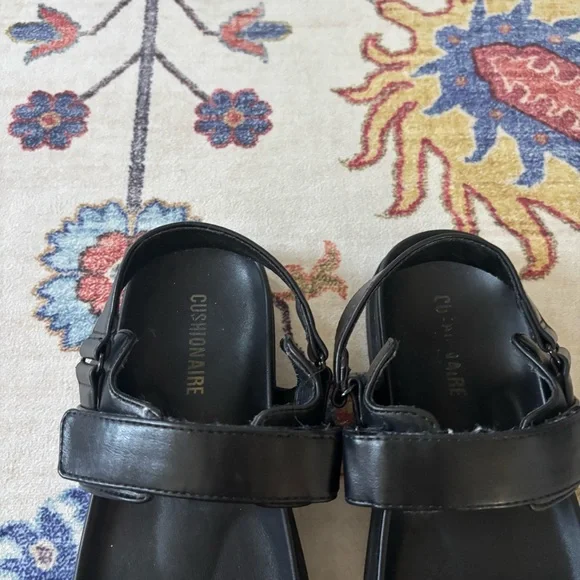 Cushionaire Black Velcro Adjustable Double Strap Slip On Sandals Size 7 - Picture 2 of 6